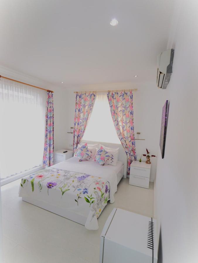 Denizkizi Butik Otel Kucukkuyu Buitenkant foto